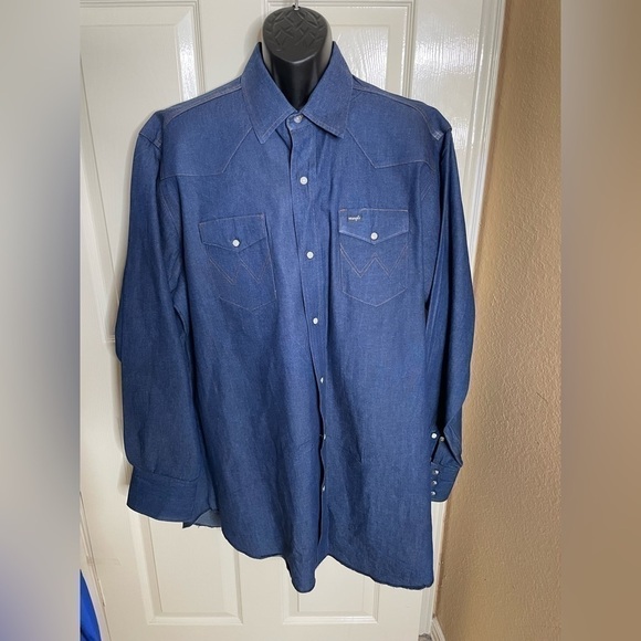 Wrangler Other - Wrangler Sherpa Fleece Lined Denim Shirt Dark Wash Button Up Pockets Men's XLT  